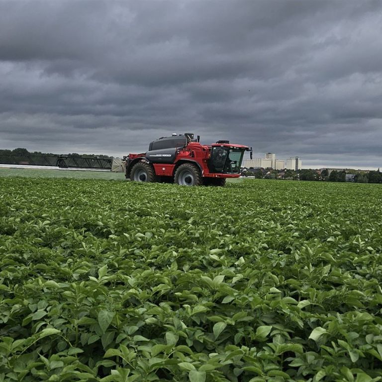 Landwirtschaftliches Fahrzeug